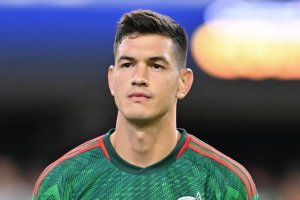 César Montes es un pilar básico en la Selección de México.