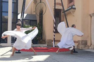 Miembros del Grupo Aribaldi durante su exhibición
