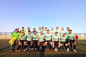 Foto del equipo Grupo Control que milita en la liga de veteranos de Almería.