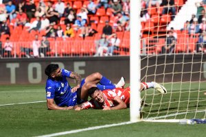 Pubill se lamenta en una jugada del partido ante el Getafe, el día que se certificó el descenso.
