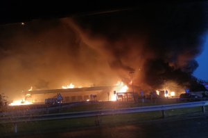Incendio en la nave hortofrutícola.