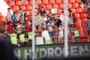 El momento exacto en el que Maximiano hizo feliz a Antonio.