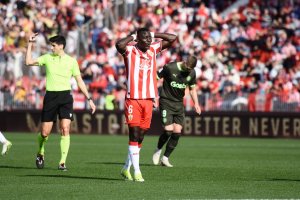 Dion Lopy ha jugado 1.918 minutos con la camiseta del Almería en Primera División.