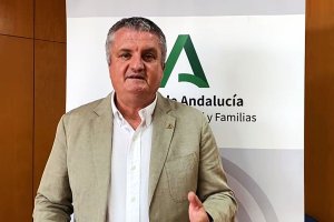 Delegado de Salud y Consumo, Juan de la Cruz Belmonte.