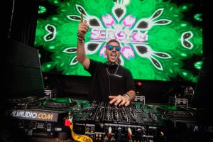 El DJ y productor almeriense Sergio Martínez, más conocido como Sergy M.