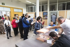 Foto de archivo de un colegio electoral