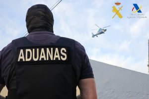 Agentes que participaron en la operación 'Ovidio' contra el narcotráfico en Adra y Berja