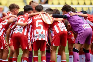 El Almería alevín que está disputando el torneo en La Cerámica, en Villarreal.