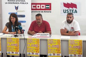 Representantes de ANPE, USTEA y CCOO en una rueda de prensa.