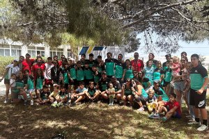 Foto de familia de la Academia García Lara.