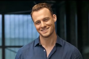 Kerem Bürsin.