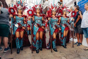 Participantes en una edición anterior de los Moros y Cristianos de Mojácar.