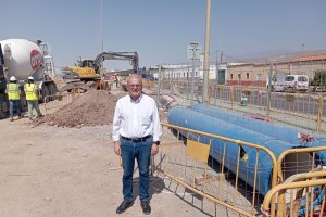 Antonio Bonilla en su visita a las obras.