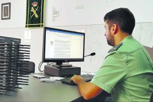 Miembro del grupo EDITE y ARROBA de seguridad cibernética de la comandancia de Almería.