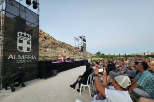 Cenk Erdoğan y Antonio Forcione, en la segunda noche de Alamar.
