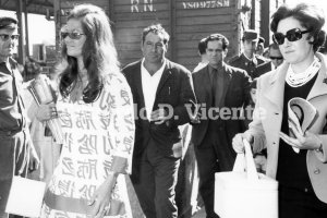 Claudia Cardinale en la estación del ferrocarril de Almería el 14 de mayo de 1968. Como se puede comprobar no pasó desapercibida.