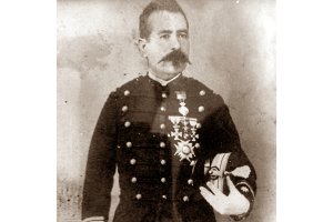 Pablo Clares Díaz (1843-1908) era comandante de infantería en la reserva en Almería.