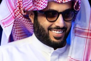 El presidente del Almería diseñará una plantìlla muy potente.