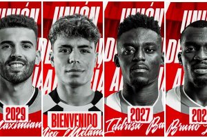 El Almería rompe el mercado con sus estrellas.