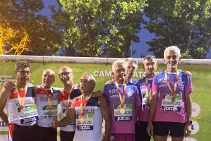 Los Atletas Máster de Almería en su expedición por Madrid.