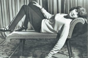 Hubo un tiempo en que las muchachas de Almería celebraban los 18 años poniéndose delante del objetivo del maestro Luis Guerry.