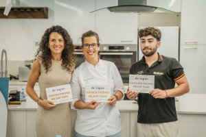 Los ganadores de la I Ruta de la Tapa en Roquetas de Mar.