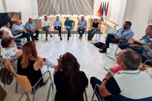 Encuentro de alcaldes en Serón.