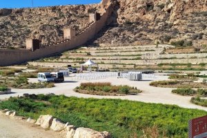Zona de La Hoya con el montaje del festival Alamar