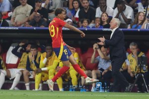 Lamine Yamal pone en jaque a Francia y España buscará la cuarta Eurocopa en Berlín.