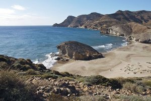 Playa de Mónsul, en Cabo de Gata-Níjar.