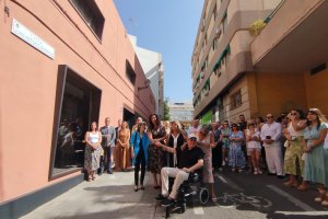 María del Mar Cerrá, María del Mar Vázquez junto a los tres hermanos de Juan Antonio Barrios