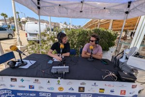 El director de Comunicación de Servigroup, Alejandro Benito, durante la entrevista.