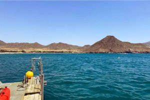 Balizamiento de la playa de los Genoveses, en el Parque Natural de Cabo de Gata-Níjar.