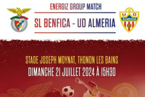 Cartel del partido amistoso entre el Benfica y el Almería.