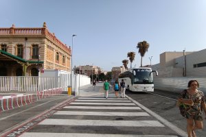 Los autobuses ya utilizan la nueva estación provisional
