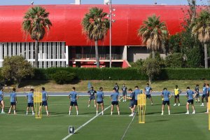 Imagen del primer entrenamiento, aunque Viera ya no está y Embarba será el próximo en salir.