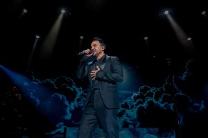 Luis Fonsi, durante un concierto en el Wizink Center.