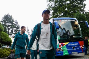 Cristiano Ronaldo en un viaje con la Selección de Portugal.