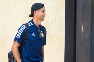 El portugués llegando a La Envía para disputar el amistoso contra el Almería este jueves.