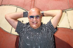 Antonio Membrives en el Paseo Marítimo de Almería.