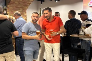 Algunos de los asistentes a la reunión del Club.