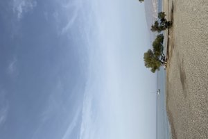 Imagen de la playa detrás de la Repsol de la desembocadura del río.