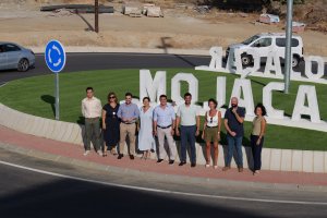 El presidente de la diputación, Javier A. García, y el alcalde de Mojácar, Francisco García, han visitado esta importante actuación.
