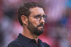 Pepe Bordalás en el estreno liguero donde el Getafe sacó un punto heroico de San Mamés.