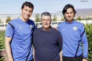Javi Gracia e Ibán Andrés con el inolvidable Luis Márquez.