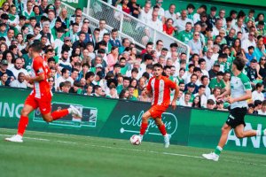 Pubill salió en la segunda parte del partido en El Sardinero ante el Racing de Santander.