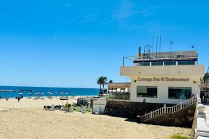 La fantástica localización de Dreams Náutico.