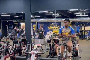 Ramazani en el gimnasio del Leeds United.