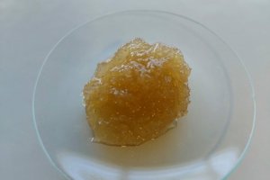 Dispersión formulada con pasta de celulosa de trigo modificada y aceite de ricino apta para aplicaciones lubricantes