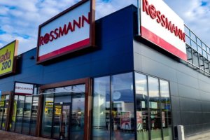 Imagen de archivo de una tienda de Rossmann.